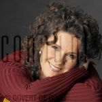 08-06-2004 Karin de Groot at studio in Amsterdam, by order of KRO. 

[keywords]Posed, Headshot, Smiling[/keywords]